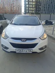 Hyundai ix35 2012 года выпуска. VIN: TMAJU81BDDJ383918.