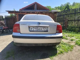 Фольксваген Пассат 2000 Легковой автомобиль Volkswagen Passat, VIN: WVWZZZ3BZYP172775, 2000 г.в., цвет – серебристый.