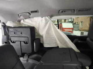 Toyota Land Cruiser 2007 года. VIN: JTMHT05J404004198.