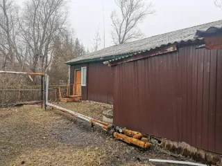 Нежилое здание 148,6 кв.м, земельный участок 403 кв.м, Ярославская область, Некоузский район. Нежилое здание по адресу: Ярославская область, Некоузский район, село Новый Некоуз, улица Колхозная, дом 42 с земельным участком. Недвижимое имущество, расположенное по адресу: Ярославская область…