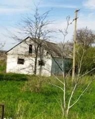 1/2 доли зданий и сооружений, 2680,8 кв.м, Краснодарский край. Здания и сооружения, расположенные по адресу Краснодарский край, Выселковский район, п.Бейсуг, ул. Близнюкова, д. 32: 1.1 Здание, назначение: нежилое, кадастровый номер: 23:05:0404007:119, площадь: 58,1 кв.м, адрес: Краснодарский край…