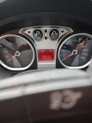 Ford Kuga, VIN WF0RXXGCDRBD27572.