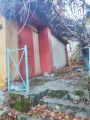 Здание, площадь 22.5 кв.м., назначение: Нежилое, кадастровый (условный) номер: 31:03:1904001:333; Адрес (местонахождение): Россия, Белгородская область, р-н Губкинский, садоводческое товарищество "Соловей", уч. 237, 
Земельный участок, площадь 500 кв.м., назначение: земли сельскохозяйственного…