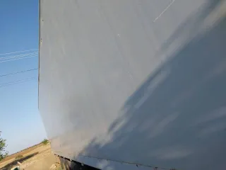 Прицеп рефрижератор HFR SL240, 1994 года, цвет белый. ПТС 31 НР 738553, госномер АС398882, номер шасси (рамы) 20172. Разрешенная максимальная масса 36000 кг, масса без нагрузки 10000 кг.