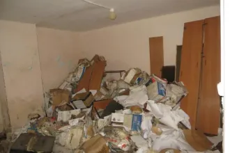 Нежилое помещение 584.8 кв.м по адресу: г. Таганрог, ул. Осипенко, 51. Назначение: нежилое, литер п/А, комнаты: 1-24, 5а, 6а, 6б, 16а, 26-28, этаж: подвал № 1. Кадастровый номер: 61:58:0003277:1199. Вид ограничений и обременений: согласно информационному извещению.