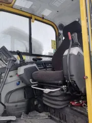 WACKER NEUSON 8003, 2015 Экскаватор WACKER NEUSON 8003, 2015 года еще Экскаватор WACKER NEUSON 8003, 2015 года еще экскаватор WACKER NEUSON 8003 VIN WNCE0605JPAL00710 2015 г.в. с неиспр. шпалоподбивочным блоком RF-System. Не поставлен на учет за должником, все регистрационные действия, вывоз…