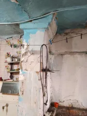 Жилое здание 49,9 кв.м и земельный участок 600 кв.м Новосибирская область Жилое здание, доля в праве: ½, кадастровый номер 54:03:011227:17, местоположение: Новосибирская область, р-н. Болотнинский, г. Болотное, ул. Островского, д. 59, площадь: 49,9 кв.м.; Земельный участок, кадастровый номер…