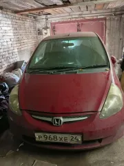 Honda FIT, 2003. Автомобиль марки HONDA модель FIT 2003 г.в. номер кузова GD1-1753835. Ознакомление с имуществом должника производится с момента публикации сообщения о продаже имущества и до окончания приема заявок по предварительной записи по телефонам: +7 (923) 321-55-11 или по электронной почте…