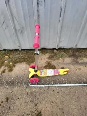 Велосипеды, самокаты, кресло-коляска, запчасти. Составной лот: велосипеды, самокаты, кресло-коляска, годные остатки отдельных узлов, деталей, агрегатов, материалов (в сборном виде) велосипедов. Подробный состав лота приведен в информационном сообщении. Состояние и недостатки имущества в…