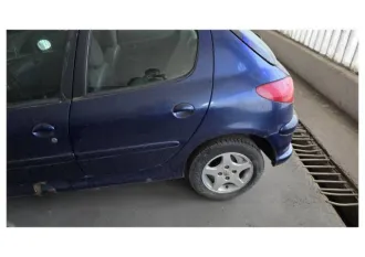 Peugeot 206 2003 года, 75 лс, VIN: VF32AKFWR43225752, гос. рег. номер: О156НК750