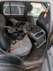 Nissan Terrano, 1989 г.в., черный. VIN отсутствует, ПТС 72 ОК 784143, госномер Т987МО55. Страна-изготовитель: Япония. Двигатель: дизельный, модель QG32, номер 007784A, мощность 150 л.с. (110.30 кВт), объем 3153 см³. Шасси отсутствует, кузов RR50003927. Транспортное средство не на ходу, салон…
