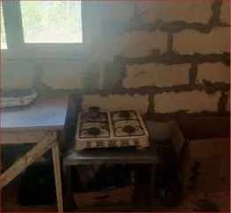 Дом 54,5 кв.м., участок 1050 кв.м., Ленинградская область: земельный участок (1 050 кв.м.) + жилой дом (54,5 кв.м.), расположенные по адресу: Ленинградская область, Лужский муниципальный район, Мшинское сельское поселение, пос. Мшинская. Кадастровый номер земельного участка: 47:29:0320018:116…