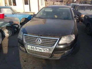 Volkswagen Passat 2008 года, государственный номер С869ТМ124, VIN XW8ZZZ3CZ9G000371. Автомобиль разукомплектован, запчасти находятся в салоне и багажном отделении. Ключи и СТС изъяты. Находится в залоге у банка. Состояние и комплектность не проверялись. Имущество обращено в доход государства…