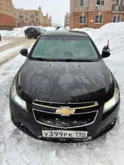 Chevrolet Cruze, 2011. Автомобиль марки ШЕВРОЛЕ модель КРУЗ 2011 г.в. VIN-номер XUFJA695JB3035290. Ознакомление осуществляется в период представления заявок в рабочие дни по предварительной договоренности по тел. 89601766734; путем направления запроса на электронную почту torgi.mikheev@gmail.com в…
