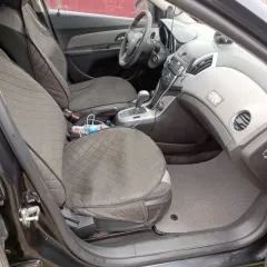 Chevrolet Cruze, 2014 года, 100 лс, АКПП. Легковой автомобиль CHEVROLET CRUZE, 2014 г.в., цвет кузова - черный, госномер К825ОТ122, VIN XUFJA686JE3026644 (в залоге у ПАО "БАНК Уралсиб")