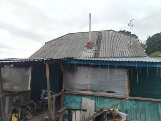 Доли дома и участка, 68,5 кв.м, Новосибирская обл. 1/4 доля дома и 1/4 доля земельного участка в Новосибирской обл. еще 1/4 доля дома и 1/4 доля земельного участка в Новосибирской обл. еще 1/4 доли в праве на жилое здание, общей площадью 68,5 кв.м., с кадастровым номером 54:24:052702:355, 1/4 доли…
