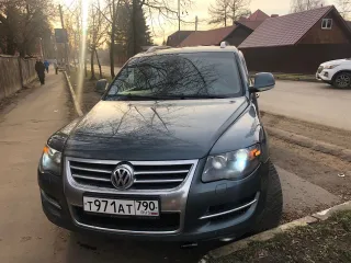 Volkswagen Touareg 2008, легковой автомобиль, марка: VOLKSWAGEN, модель: Touareg, год выпуска: 2008, идентификационный номер (VIN): WVGZZZ7LZ9D005553, цвет: серо-синий. Ознакомиться с имуществом возможно по месту расположения: 140187 Московская обл. г. Жуковский, ул. Королева, д. 14/26, кв. 28…