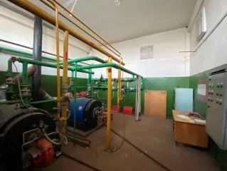 Нежилое помещение, назначение: нежилое, площадь 37,2 кв.м, этаж: 1, кадастровый №62:29:0100008:3142, адрес: Российская Федерация, Рязанская область, г. Рязань, проезд Яблочкова, д. 4л, пом. Н2. Включает оборудование: 1) Котел КЧМ-5-К ТУ21-469-029-95 - 2 шт.; 2) Электромагнитный клапан ВН2Н-1 220V…