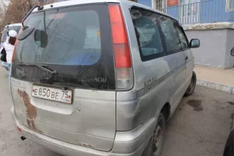 Автомобиль Toyota Town Ace Noah 2000 года выпуска, VIN отсутствует, состояние на момент исследования – пригодно к эксплуатации после технического обслуживания. Является совместно нажитым имуществом, зарегистрировано на супруга.