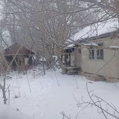 Земельный участок площадью 2 600 кв.м, категория земель: земли населенных пунктов, разрешенное использование: для ведения личного подсобного хозяйства. Кадастровый номер участка: 36:20:2200001:26. Адрес: Воронежская область, Павловский район, сельское поселение Ерышевское, село Ерышевка, проспект…