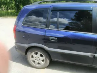 Opel Zafira Elegance 2001 года, VIN: W0L0TGF751H013323. Техническое состояние не проверялось.
