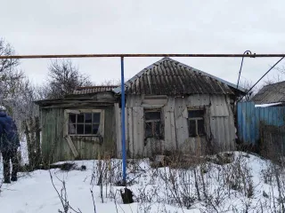 1/3 доли жилого дома 29.4 кв.м и 1/3 доли земельного участка 2800 кв.м в Белгородской области: Земельный участок, общая долевая собственность, доля в праве 1/3, площадь 2800 +/- 19 кв.м, кадастровый номер 31:10:0903003:87, адрес местоположения: Белгородская область р-н Яковлевский с. Вислое ул…