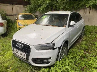 Audi Q3, 2012 года, 170 лс, 220000 км, АКПП, VIN WAUZZZ8U1DR035749, цвет белый, регистрационный номер У747ВР44. Пробег автомобиля указан примерный. Точный пробег на момент начала торгов неизвестен. ПТС утерян и требует восстановления.