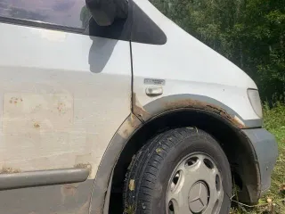 Mercedes-Benz Vito 108 CDI, 2002 года транспортное средство: МЕРСЕДЕС BENZ 108 CDI VITO; 2002 года выпуска; VIN: WDF63809413447213; гос. номер В184СС 57