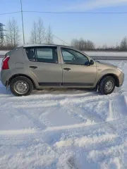 Renault SR 2010 года выпуска, VIN: X7LBSRB2HAH345075.