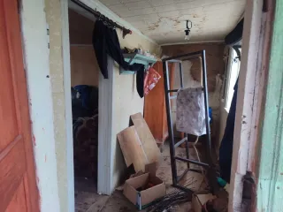 Жилое строение 13 кв.м, земельный участок 351 кв.м, Владимирская обл., Кольчугино. Жилое строение без права регистрации проживания, расположенное на садовом земельном участке, кадастровый номер: 33:18:000708:335, назначение: нежилое; адрес местонахождения: Владимирская обл., г. Кольчугино, п. Белая…