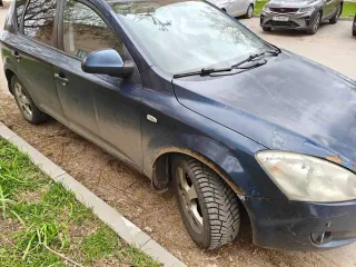 KIA CEED, 2007 года, 115 лс, 272000 км, VIN XWEFF242270000229. Техническое описание со слов собственника: ДВС троит, работает только с присадками, коробка передач требует технического обслуживания, подвеска в критическом состоянии. Более подробное техническое состояние выясняйте самостоятельно в…