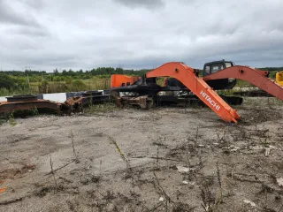 Рамы грузовых тягачей Volvo FM, экскаваторов Hitachi ZX 180LCN-5G4, погрузчиков Caterpillar 434F2. Рама от грузового тягача седельного ВОЛЬВО FM TRUCK 6X4 VIN:YV2XSK0D6HA812373, рама от грузового тягача седельного ВОЛЬВО FM TRUCK 6X4 VIN:YV2XSK0DXHA812716, рама от грузового тягача седельного ВОЛЬВО…