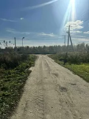 Дом 53.2 кв.м и участок 700 кв.м, Алтайский край Дом, площадью 53,2 кв.м., кадастровый № 22:33:040801:11348, и земельный участок, площадью 700 кв.м., кадастровый № 22:33:040801:10424, расположенные по адресу: Алтайский край, Первомайский район, посёлок Новый, улица Титова, дом 4. Имущество является…
