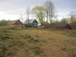 Земельный участок в Нижегородской обл., 1267 кв.м., категория земель земли населенных пунктов, виды разрешенного использования объекта недвижимости для ведения личного подсобного хозяйства, кадастровый номер: 52:15:0120103:14, пл. 1267 кв. м., находящийся по адресу: Нижегородская обл., р-н…