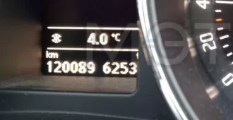 транспортное средство – легковой автомобиль SKODA SUPERB, 2011 года выпуска, VIN TMBAB43TXC9026374, находящийся в залоге у АО «Экспобанк»
