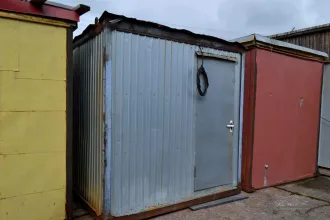 Гараж кадастровый номер 51:10:0000000:5332 площадью 39,1 кв.м. расположен по адресу: г. Мончегорск, д. 0, корп. 20, пом. 4. Ознакомиться с имуществом и документами можно по указанному адресу по согласованию с организатором торгов.