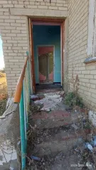 Нежилое здание площадью 657,3 кв.м, кадастровый номер 58:25:0630202:1233, количество этажей 3, в том числе подземных 1. Подсобные помещения: сарай площадью 35,2 кв.м, кадастровый номер 58:25:0630202:3505; сарай площадью 27,3 кв.м, кадастровый номер 58:25:0630202:3504. Земельный участок категории…