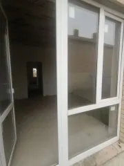 Дом 77,5 кв.м, участок 300 кв.м, Краснодарский край. Дом, площадью: 77,5 кв.м., с кадастровым номером: 23:07:0302000:18127, расположенный на земельном участке, площадью 300+/- 6 кв.м., с кадастровым номером 23:07:0302000:15367. Адрес: Российская Федерация, Краснодарский край, м.р-н. Динской…