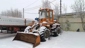 Погрузчик АМК-322, год выпуска 1994, г/н 2333 УН 86. С имуществом можно ознакомиться предварительно согласовав по тел. 89027125511 или подав заявку на эл. почту: bagaev.arbitr@mail.ru. Сумма 329 000 руб.