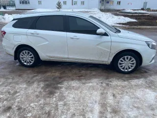 Lada Vesta 2018 года, 106 л.с., 100000 км, автомобиль легковой, марка: Lada, модель: Vesta, VIN: XTAGFK110KY239185, гос. рег. номер: М706ЕЕ702, год изготовления: 2018.