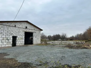 Земельный участок 710 кв.м, Челябинская область, рп Зауральский, с кадастровым номером 74:28:0203008:126, по адресу: 456591, Россия, Челябинская обл, Еманжелинский р-н, Зауральский рп, Калинина ул, 26А, площадью 710 кв.м.