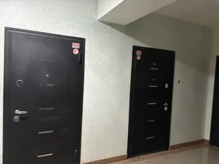 Квартира 51,4 м², Южно-Сахалинск. Жилое помещение, кадастровый номер 65:01:0602008:3975; 1/1 доля, г. Южно-Сахалинск, ул. А. М. Горького, д. 72А, корп.1, кв. 108; 51,4 м2