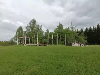 Муниципальное имущество, местоположение установлено относительно ориентира. Почтовый адрес ориентира: Чувашская Республика - Чувашия, р-н Аликовский, с/пос Илгышевкое. В том числе: земельный участок с кадастровым номером 21:07:210205:128, общей площадью 7895 кв. м, категория земель – «земли…
