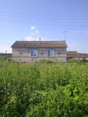 1/2 доля в праве собственности на жилой дом, общей площадью 46.40 кв.м., расположенный по адресу: 433416, Ульяновская обл., Чердаклинский р-н, с. Бряндино ул. Садовая, 6, кадастровый номер объекта: 73:21:130202:97 и 1/2 доли в праве собственности на земельный участок, находящийся под ним, общей…