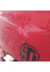 Легковой автомобиль PEUGEOT 206, 2006 г.в., VIN VF32AKFWR44989191, цвет: красный, мощность двигателя 74,8  л.с., объем двигателя 1060 куб.см. Коробка автомат, багажник крашеный, из коробки течет масло, с радиатора антифриз. По ходовой тоже есть нюансы. На ходу.