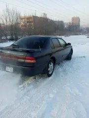 Nissan Cefiro 1994 года, 190 л.с., пробег 418060 км, АКПП. Цвет синий, VIN кузова RA32-007852. Двигатель бензиновый, модель VQ25-008659A, объем 2.5 л. Экологический класс нулевой. ПТС 25 TB 741029, госномер К842АУ124. Разрешенная максимальная масса 1625 кг, масса без нагрузки 1350 кг…