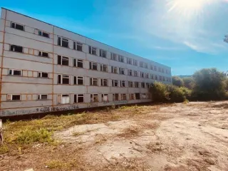 Здание по адресу: Ульяновская область, г. Ульяновск, ул. Краснопролетарская, д. 6а и земельный участок по адресу: Ульяновская область, г. Ульяновск, р-н Заволжский, ул. Краснопролетарская, д. 6А. Здание назначение: нежилое, количество этажей: 2-5, в том числе подземных этажей 1, площадь: 3293,9 кв…