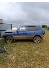 Chevrolet Niva 2006, 79,6 лс, автомобиль легковой, марка: CHEVROLET, модель: NIVA, VIN: X9L21230060140982, гос. рег. номер: Х394ВК64, год изготовления: 2006 (транспортное средство имеет повреждения)