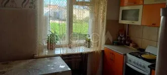 1/2 доля квартиры в Вологде, 1/2 доля квартиры в Вологде, 1/2 доля в праве на комнату общей площадью 15.1 кв. м в трехкомнатной квартире, кадастровый номер 35:24:0601001:461, по адресу: Вологодская область, Вологда, с Молочное, ул. Парковая, д. 5, кв. 64.