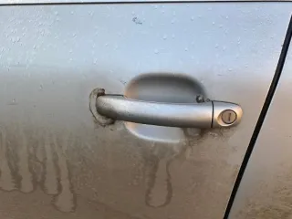Volkswagen Touareg, 2004. 1/2 доля автомобиля Volkswagen Touareg, 2004 года выпуска, государственный номер Т680НУ60, идентификационный номер (VIN) WVGZZZ7LZ5D013957. Местонахождение: Псковская обл., г. Псков, ул. Народная, д. 37. Основание для реализации на торгах - постановление судебного…